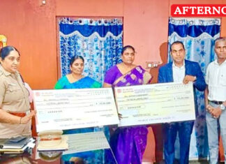 Bank of Baroda presented two families each Rs 15 lakhs under TNGES package Scheme