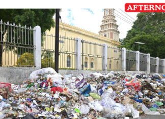 Madurai stinks as conservancy workers strike continues