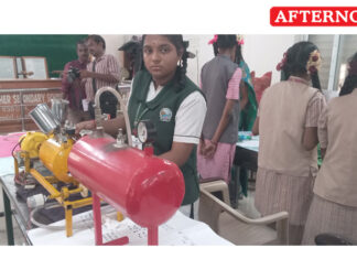 Class X student develops waterless dyeing machine using compressed carbon dioxide